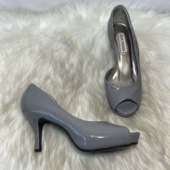 Steve Madden Tulla Grey Patent Leather Platform Heels Sz 7.5 - Picture 1 of 6